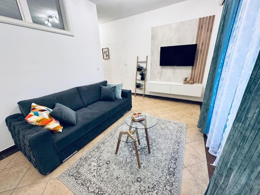 Beautiful Fully Renovated Apartment By The Sea, Large Balcony With Enchanting Views Neum Exterior foto