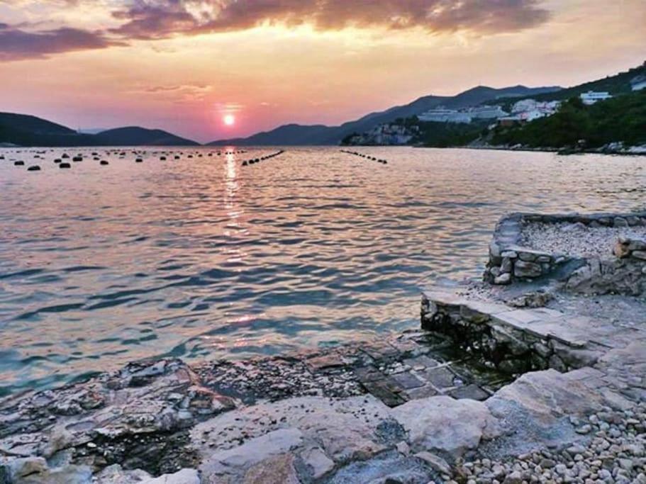 Beautiful Fully Renovated Apartment By The Sea, Large Balcony With Enchanting Views Neum Exterior foto